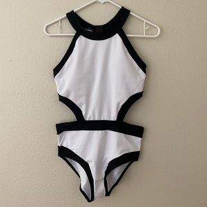 Boohoo one pieces swimsuit